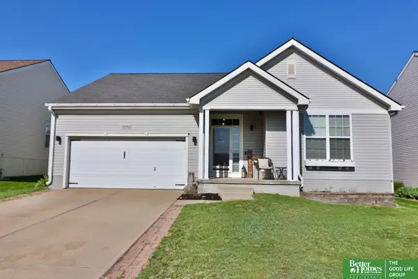 7752 N 107 Street, Omaha, NE 68122