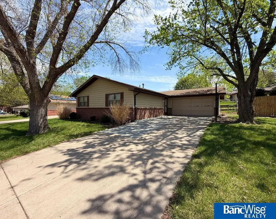 5637 Dogwood Drive, Lincoln, NE 68516 - #2