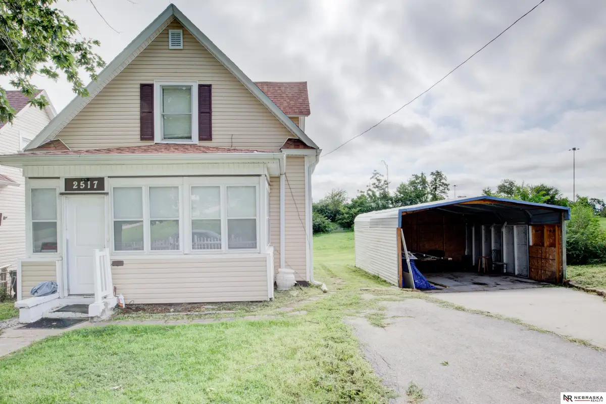 2517 N 28th Avenue, Omaha, NE 68111 - #1