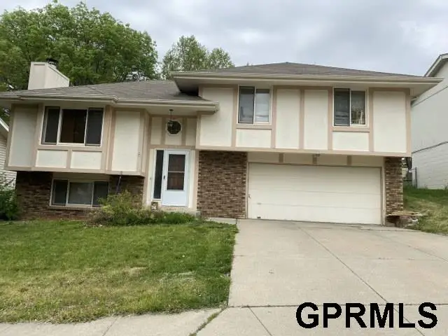 6723 Woodbine Circle, Ralston, NE 68127 - #1