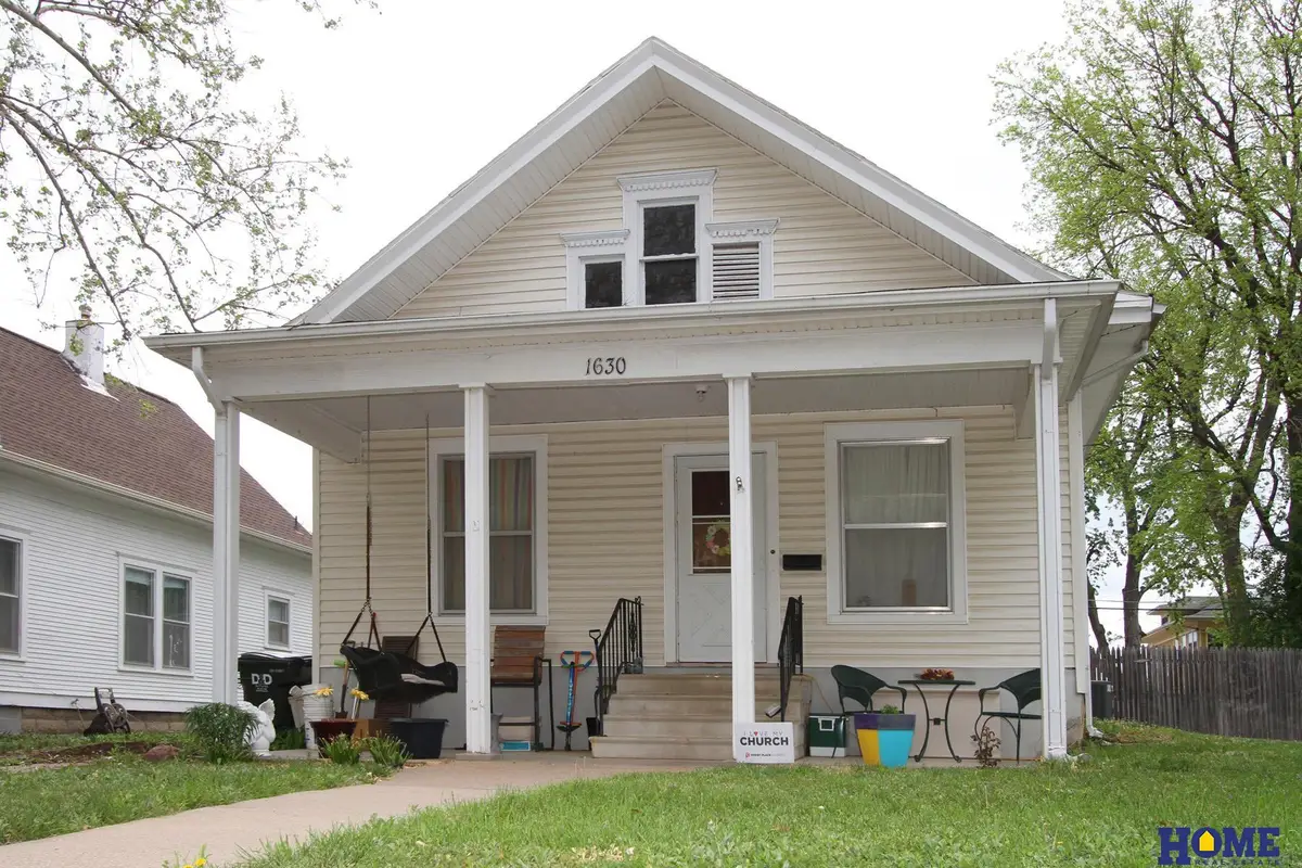 1630 S 25th Street, Lincoln, NE 68502 - #1