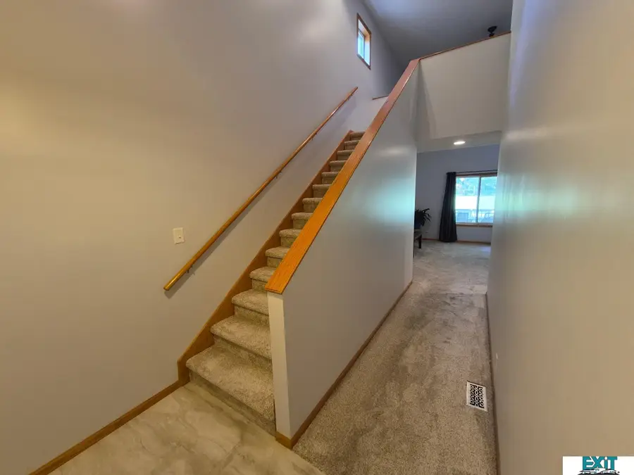 3069 Overland Trail, Lincoln, NE 68507 - #2
