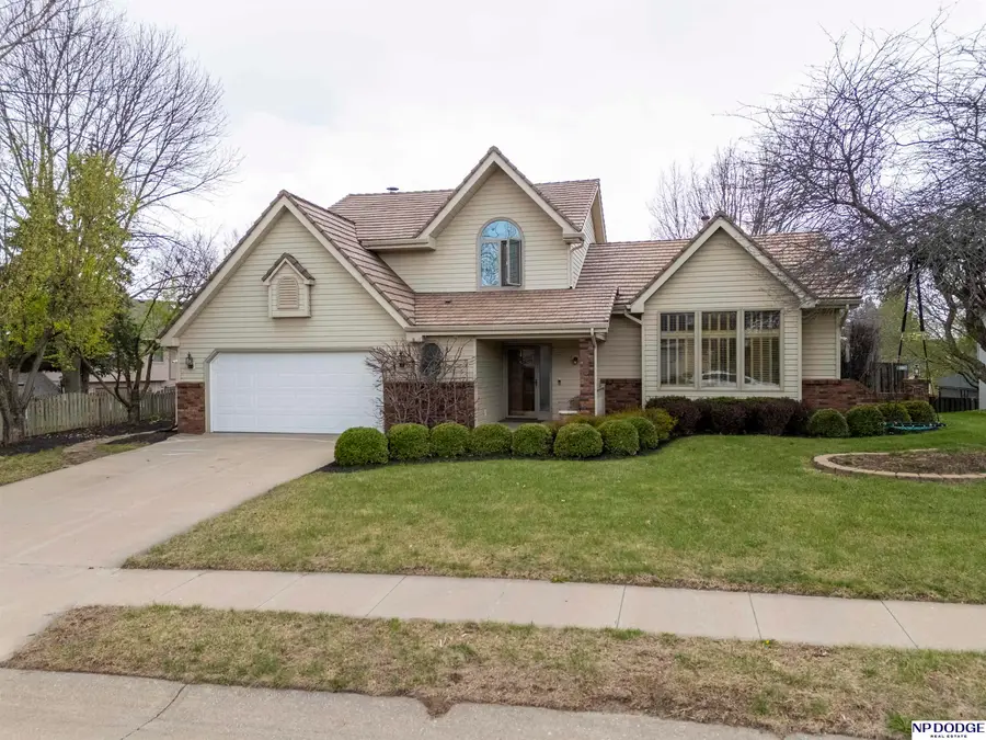 1210 N 158th Avenue, Omaha, NE 68118 - #2