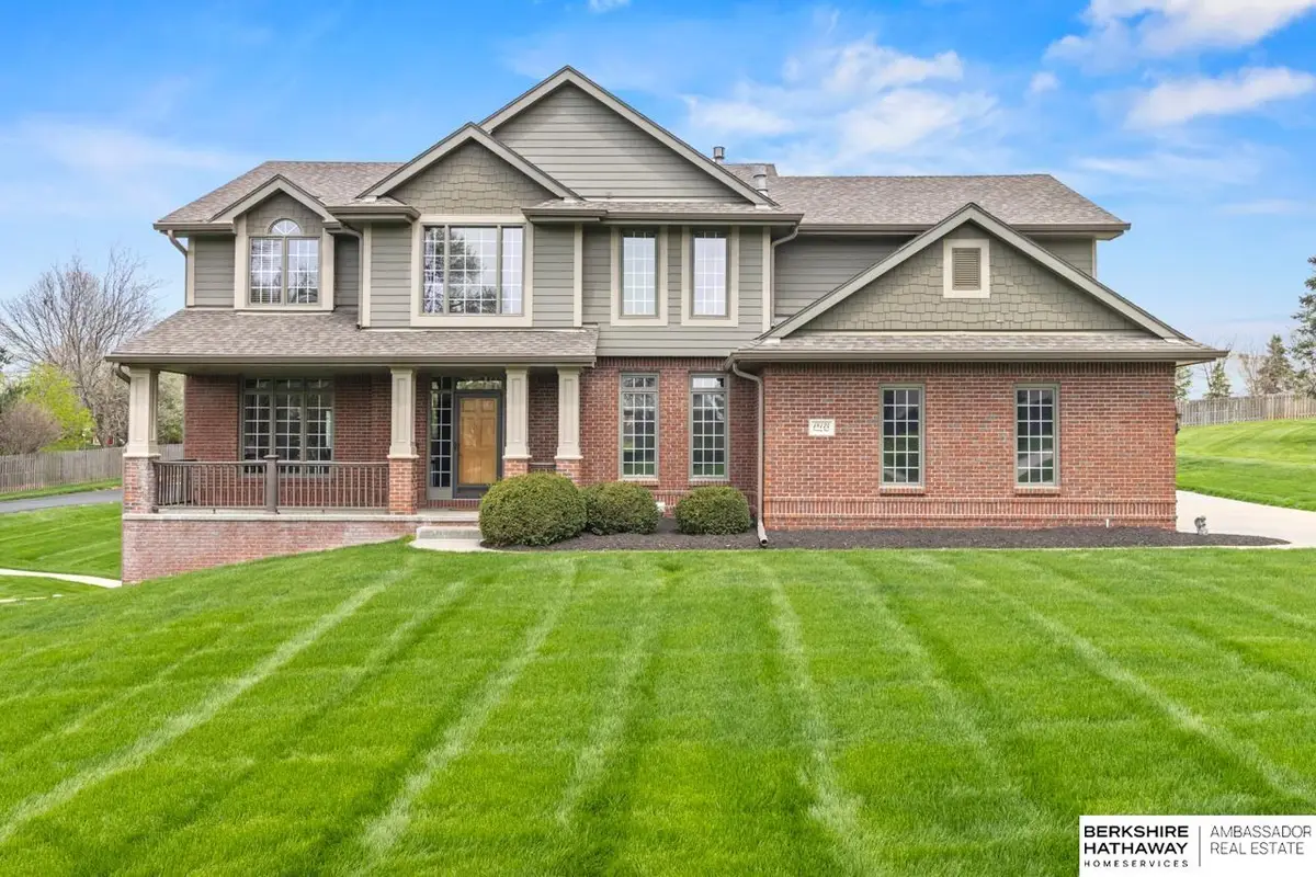 18124 Tammy Trail, Omaha, NE 68135 - #1