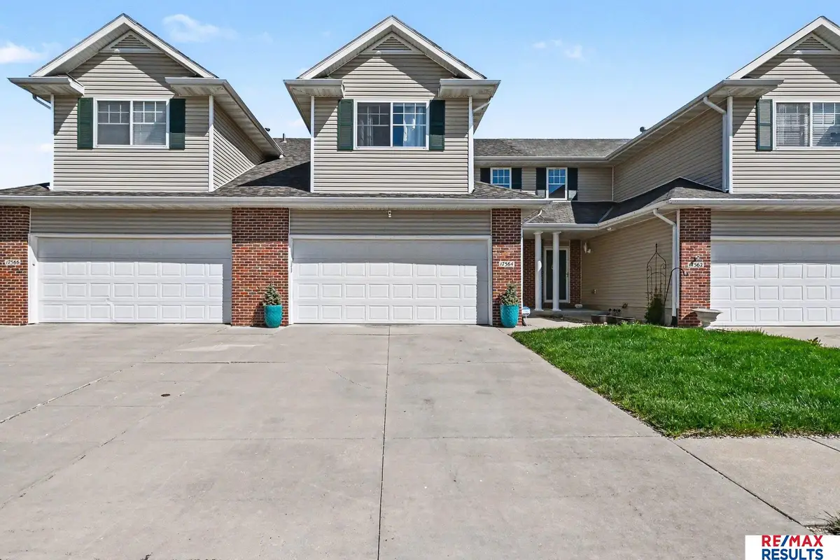 17564 Parker Plaza, Omaha, NE 68118 - #1