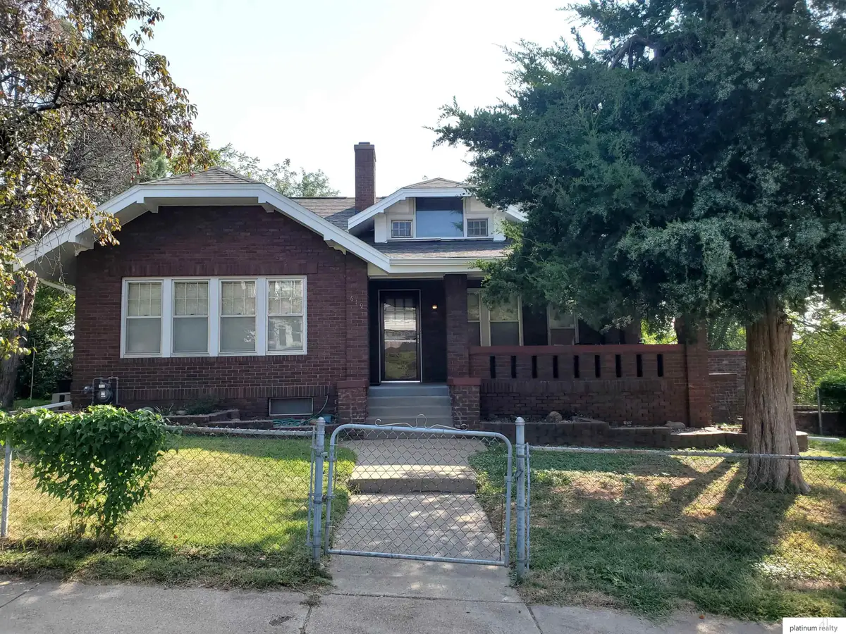 619 S 35th Avenue, Omaha, NE 68105 - #1