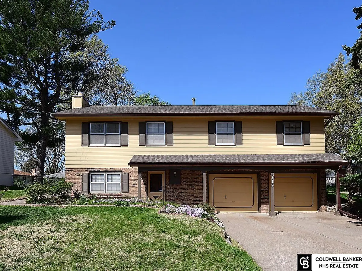 5306 S 106th Street, Omaha, NE 68127 - #1