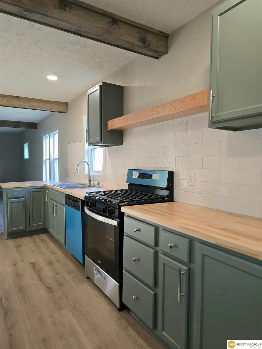 2436 S 23rd Street, Omaha, NE 68108 - #3