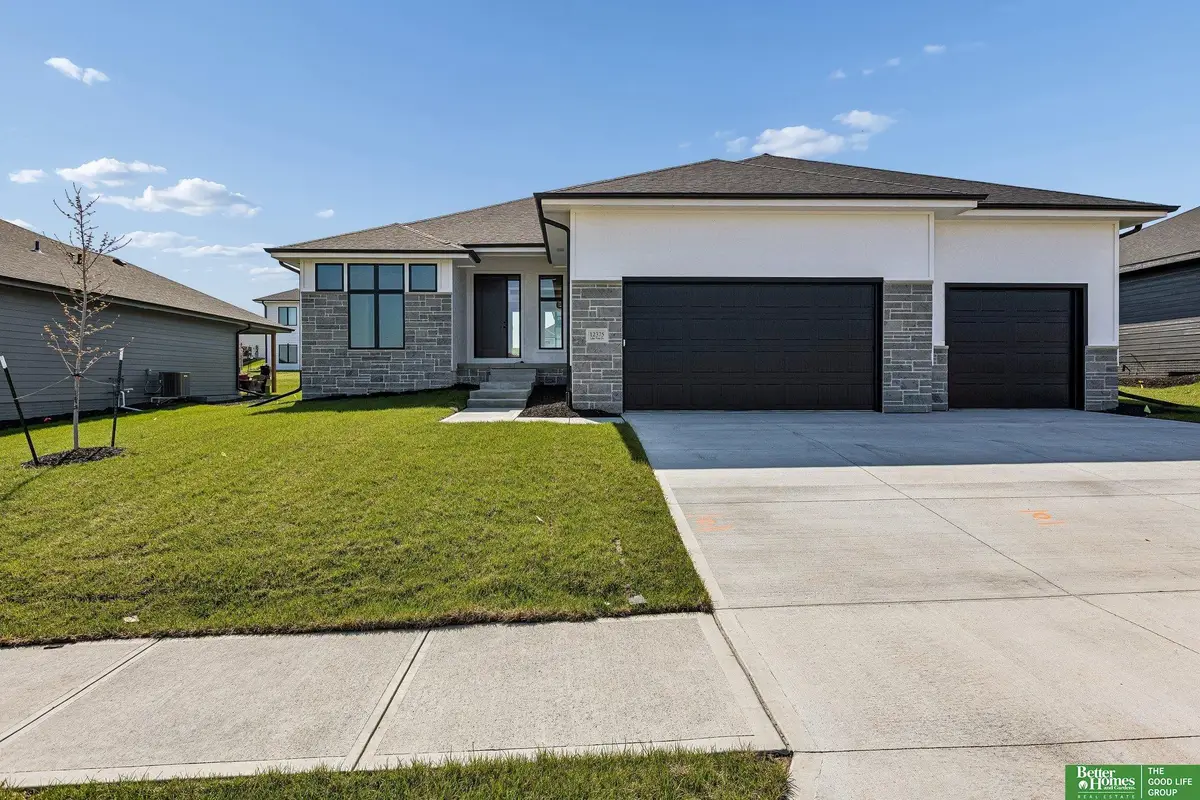 12375 Lake Vista Drive, Papillion, NE 68046 - #1