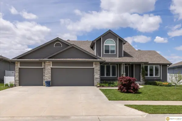 12012 S 44 Street, Bellevue, NE 68123