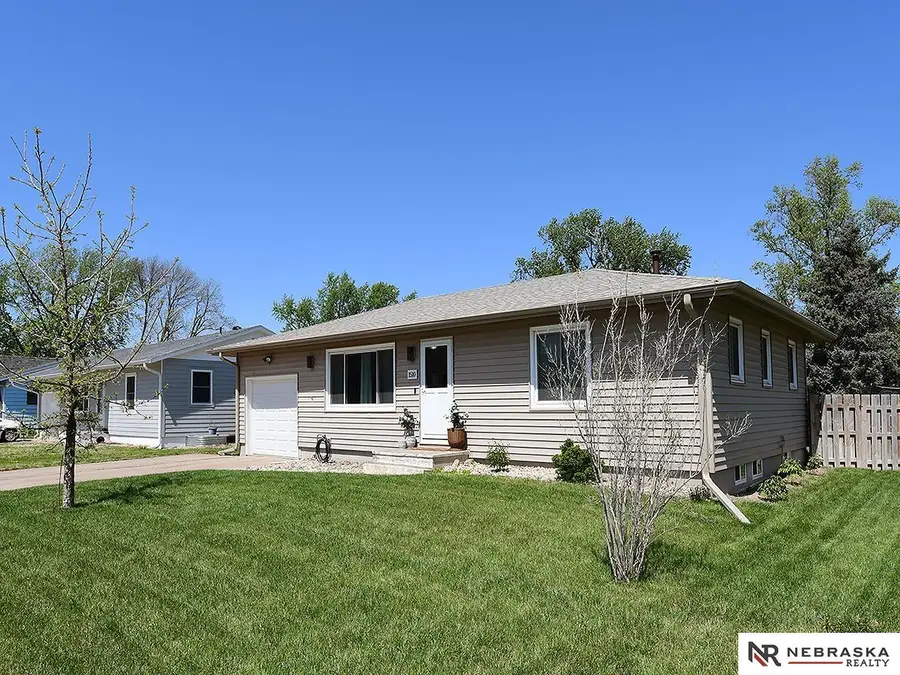 1510 W 9th Street, Fremont, NE 68025 - #2