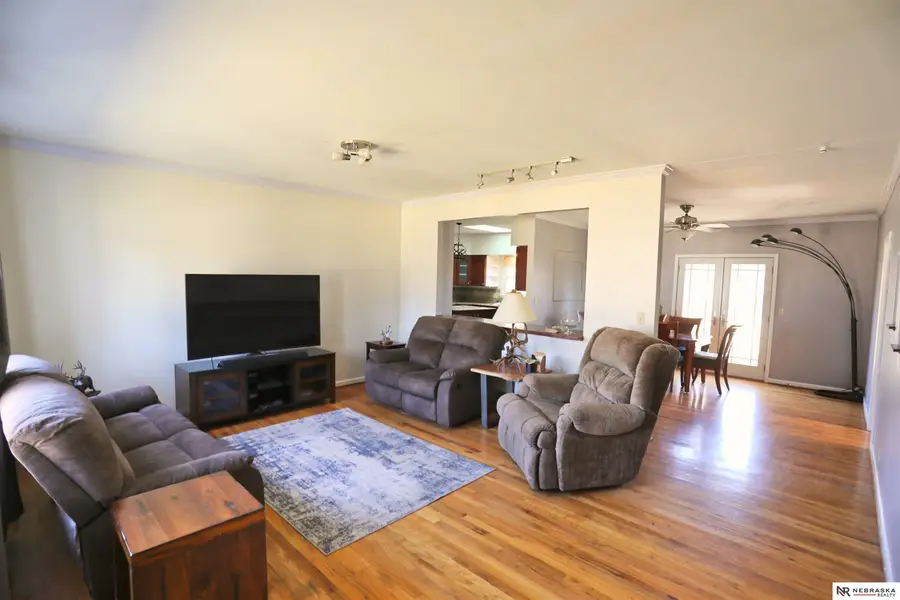 1228 N Delaware Avenue, York, NE 68467 - #3