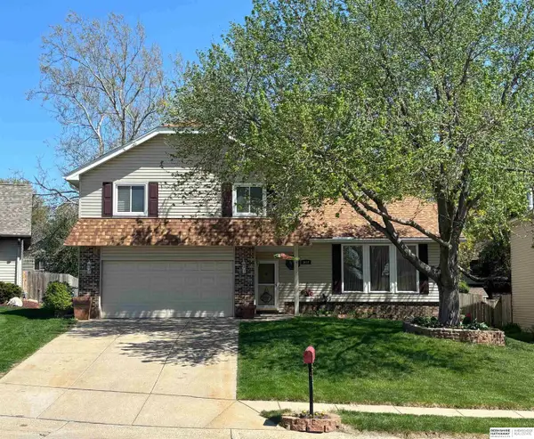 3019 S 147th Circle, Omaha, NE 68144