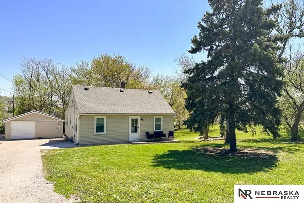 3701 S 67th Street, Omaha, NE 68106