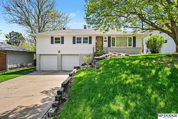 11125 Leavenworth Street, Omaha, NE 68154