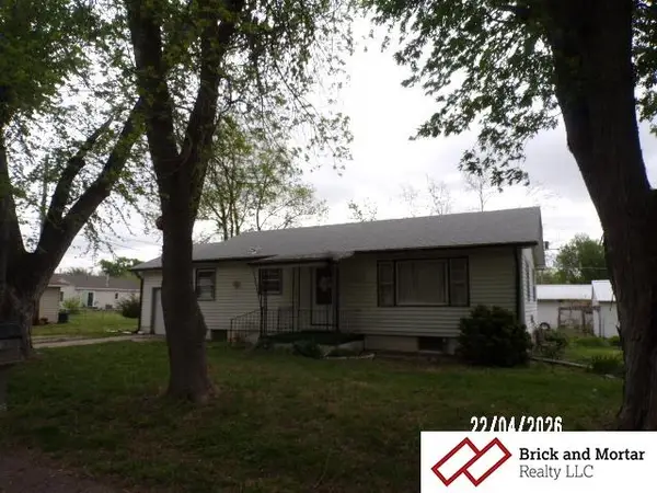 116 S 15th Street #1, Wymore, NE 68466