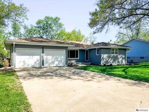 1311 N 95th Street, Omaha, NE 68114