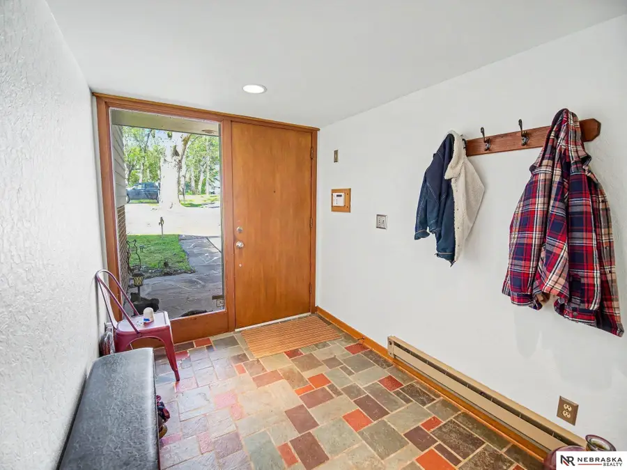 1520 S 3rd Avenue, Beatrice, NE 68310 - #3