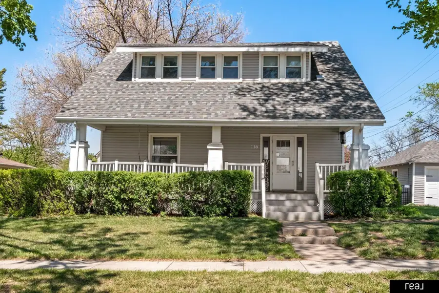 116 West E Street, Elmwood, NE 68349 - #2