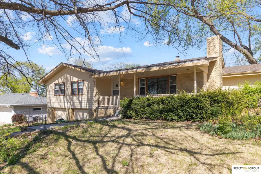 2803 S 105th Avenue, Omaha, NE 68124 - #2