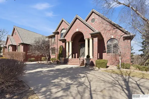 13804 Cuming Street, Omaha, NE 68154