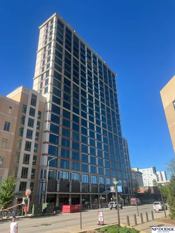 1125 Q Street #1202, Lincoln, NE 68508
