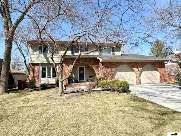 3901 S 32nd Place, Lincoln, NE 68502