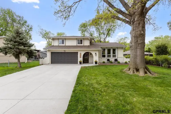 12063 Locust Street, Omaha, NE 68164