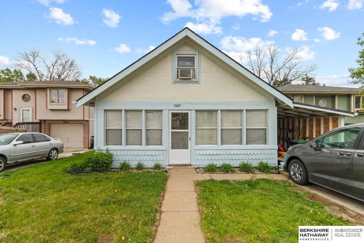 5427 S 48 Avenue, Omaha, NE 68117 - #1