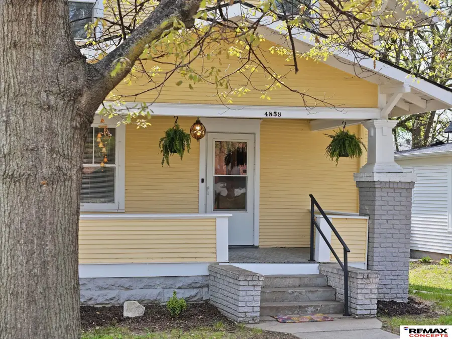 4859 Lowell Avenue, Lincoln, NE 68506 - #2