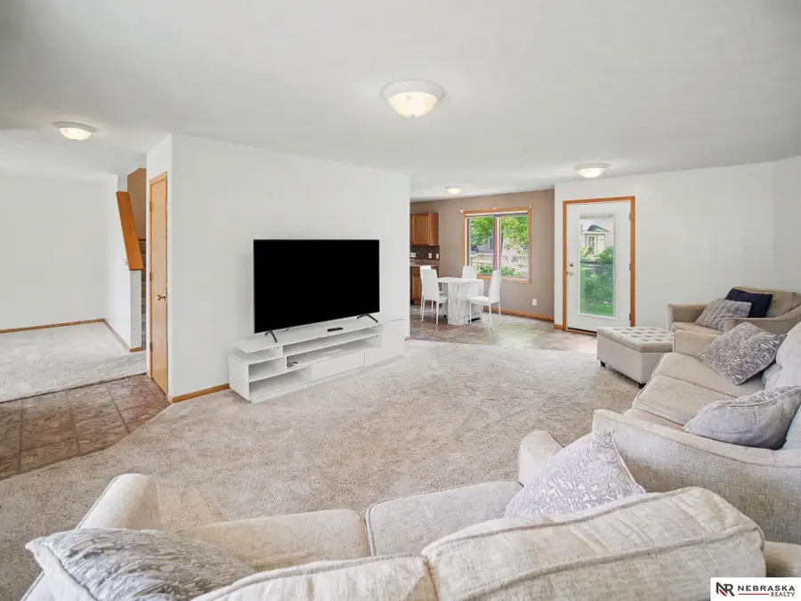 1123 Rainy River Bay, Lincoln, NE 68505 - #2