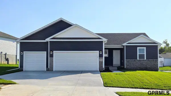 7608 N 170th Street, Bennington, NE 68007