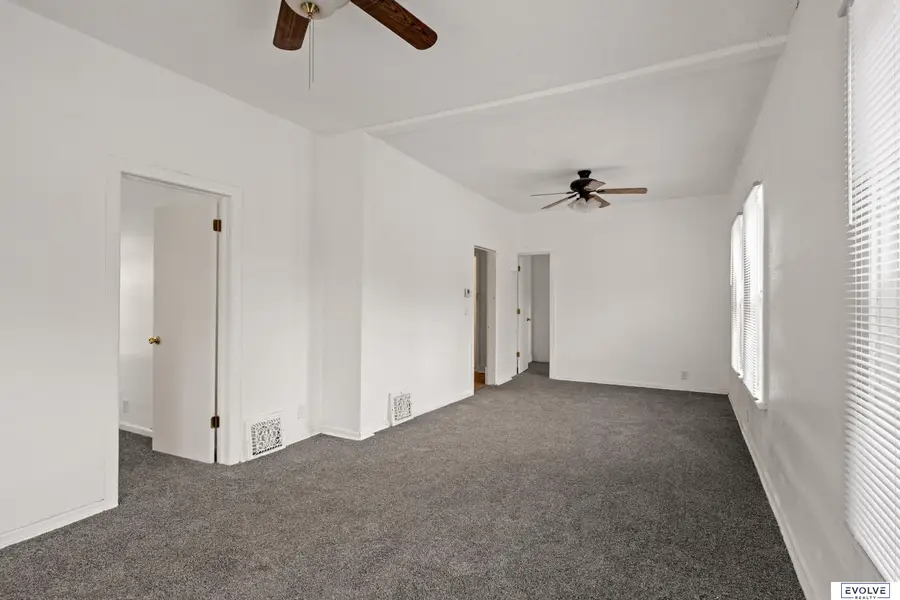 4721 N 42nd Street, Omaha, NE 68111 - #3