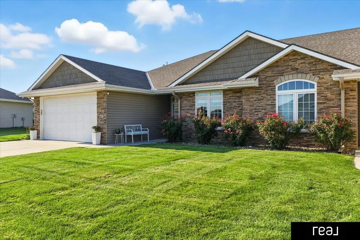 5221 Carriage Road, Council Bluffs, IA 51501 - #1