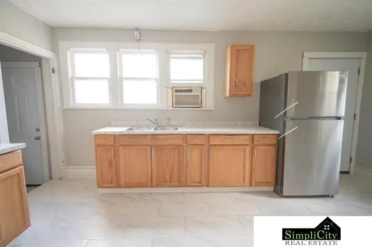 616 N 4th Street, Beatrice, NE 68310 - #3