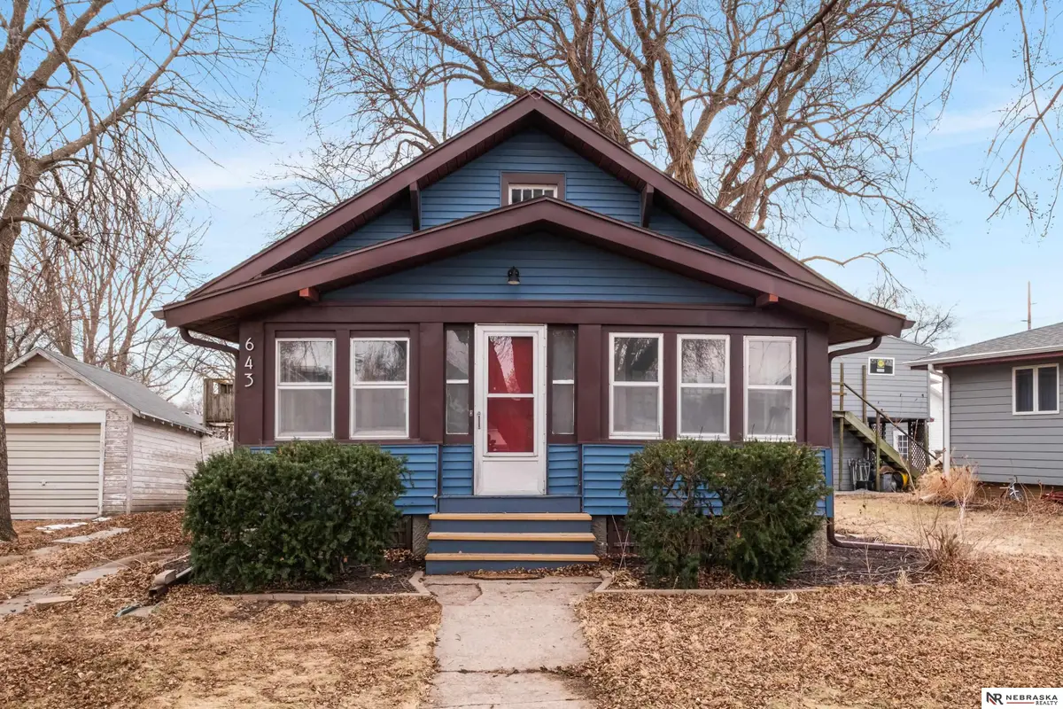 643 W 6th Street, York, NE 68467 - #1