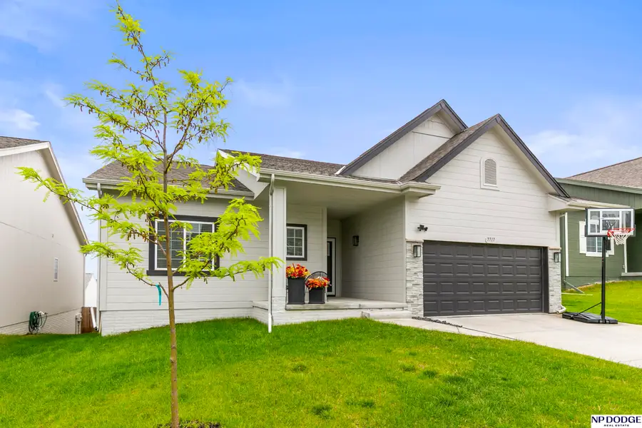 7717 N 108th Street, Omaha, NE 68142 - #2