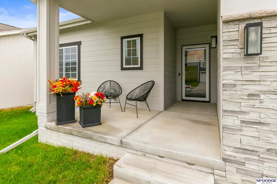 7717 N 108th Street, Omaha, NE 68142 - #3