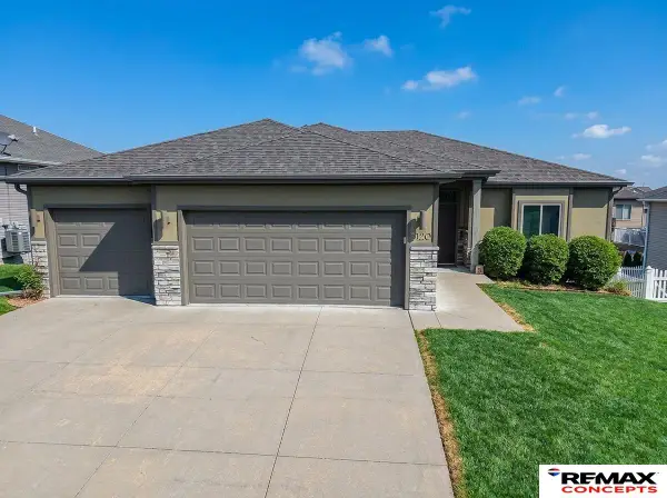 3120 Rawhide Drive, Lincoln, NE 68507