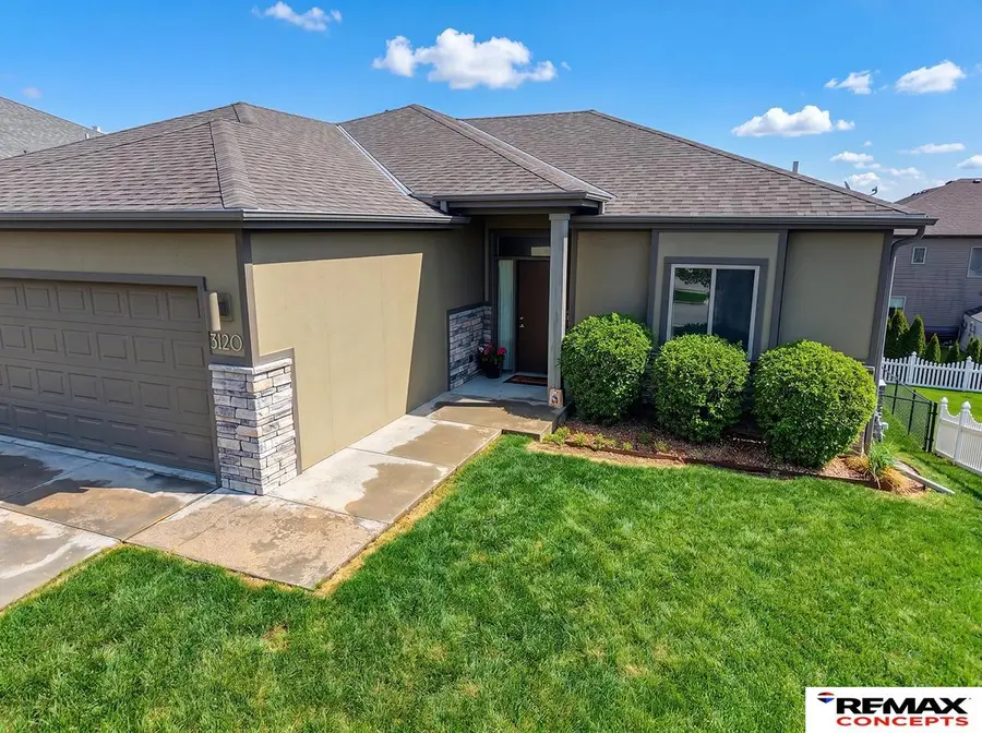 3120 Rawhide Drive, Lincoln, NE 68507 - #2