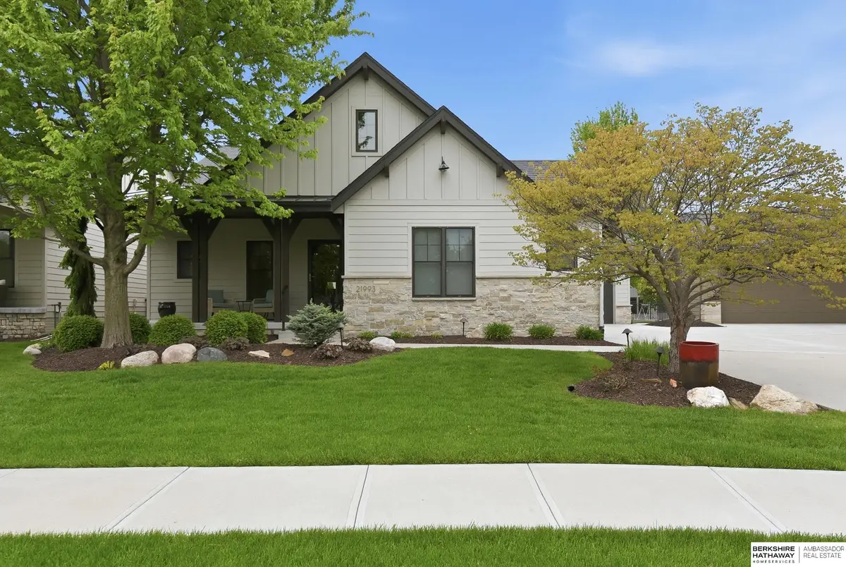 21993 Brookside Avenue, Elkhorn, NE 68022 - #1