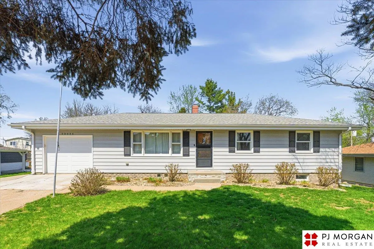 20236 Pinkney Street, Elkhorn, NE 68022 - #1