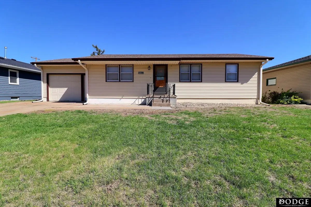 1844 Austin Lane, Fremont, NE 68025 - #1