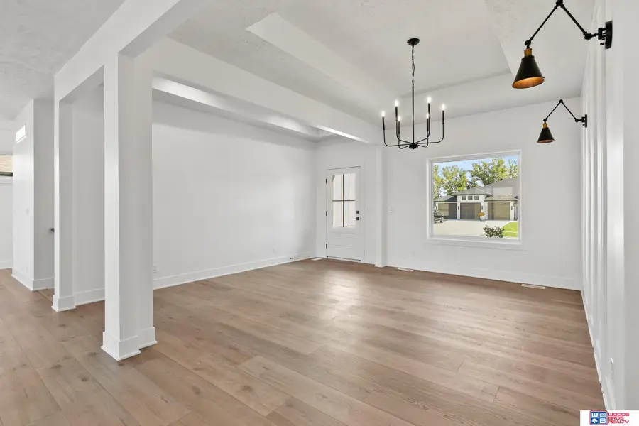 3620 Tree Line Drive, Lincoln, NE 68516 - #3