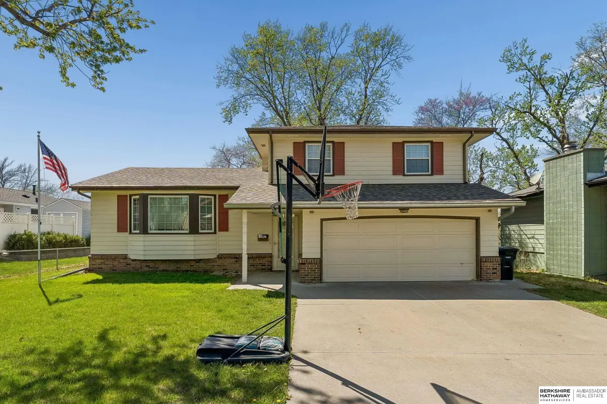 5118 S 94th Avenue, Omaha, NE 68127 - #1