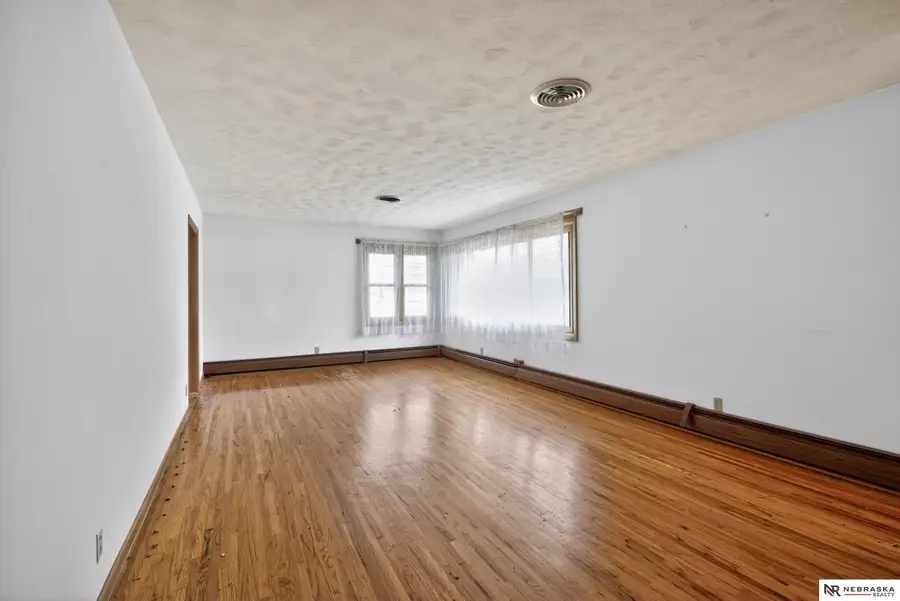 1206 Skyview Drive, Bellevue, NE 68005 - #3