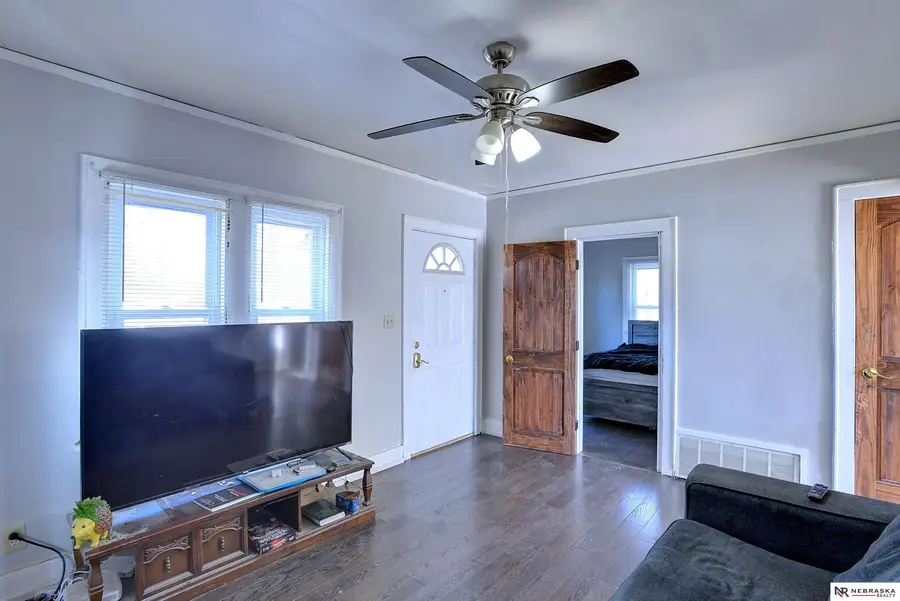 5217 N 9th Street East, Omaha, NE 68110 - #3