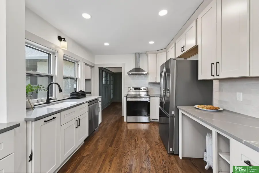 5115 Davenport Street, Omaha, NE 68132 - #3