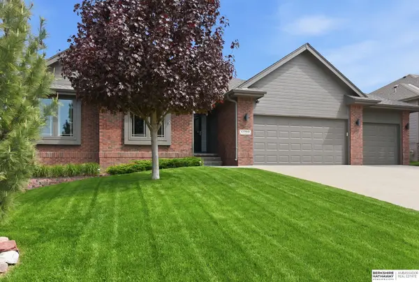 15960 Taylor Street, Omaha, NE 68116