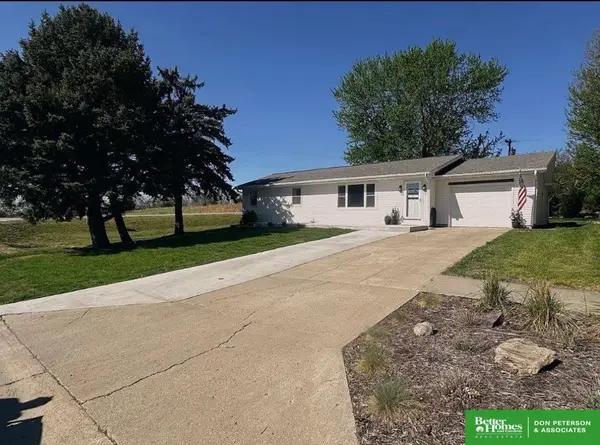 514 S Summit Avenue, Hartington, NE 68739